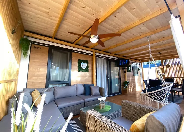 Mobile Leonida ビオグラード・ナ・モル